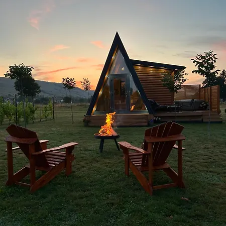 Honey Glamping Resort With Jacuzzi توميسلاف غراد المظهر الخارجي الصورة