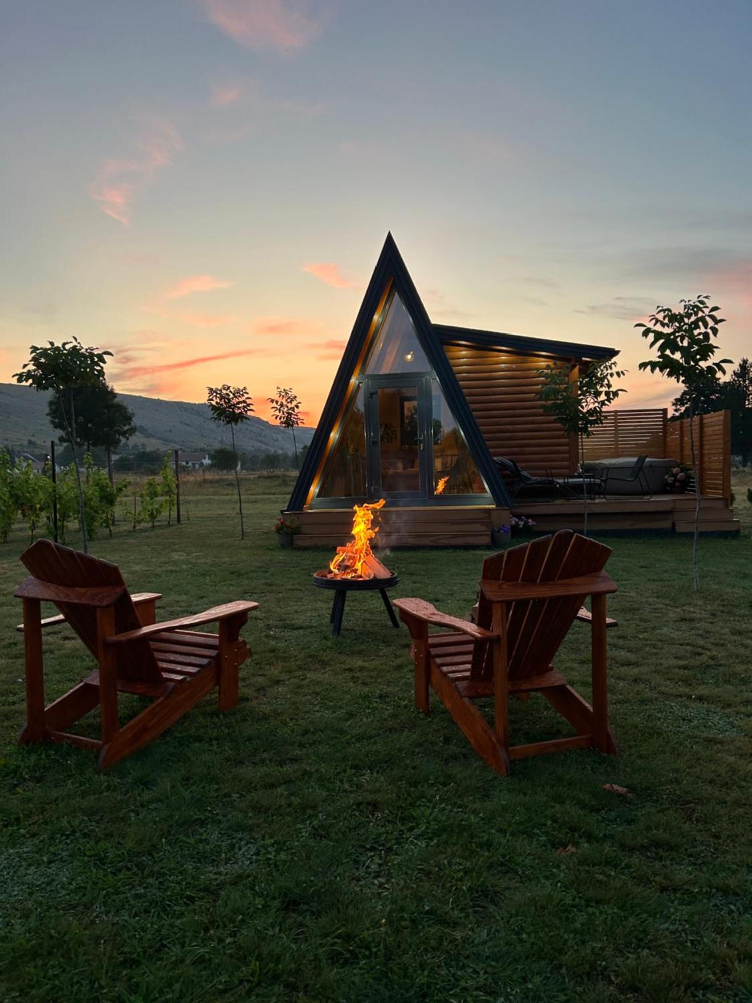 Honey Glamping With Jacuzzi Tomislavgrad