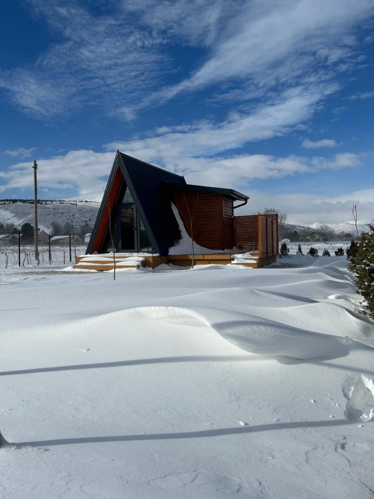 Honey Glamping With Jacuzzi * Tomislavgrad